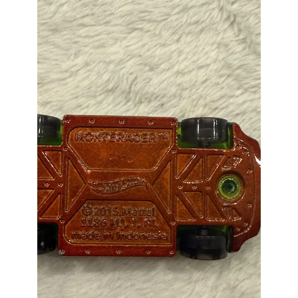 Hot‎ Wheels HW Space Fueler Chrome & Monteracer Translucent Green Diecast Lot